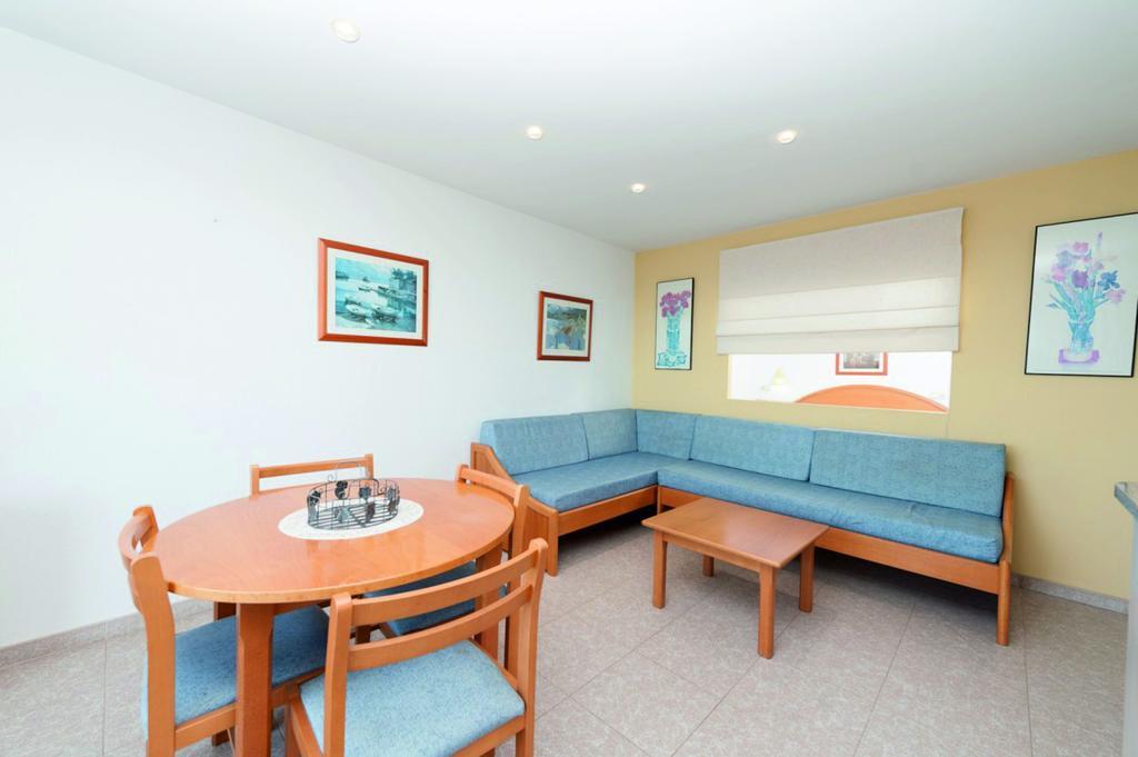 Apartamentos Xaloc Hrc Cala Millor  Pokoj fotografie