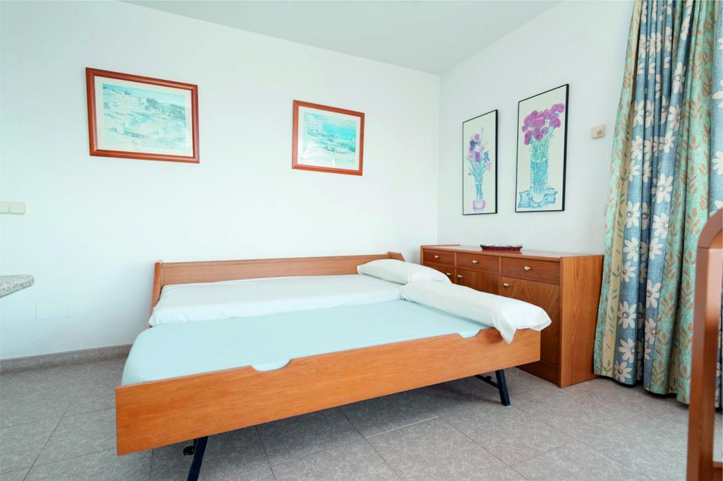 Apartamentos Xaloc Hrc Cala Millor  Pokoj fotografie