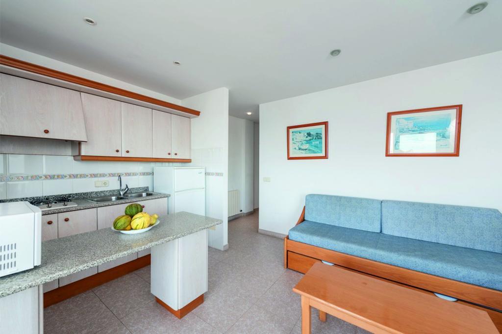 Apartamentos Xaloc Hrc Cala Millor  Pokoj fotografie