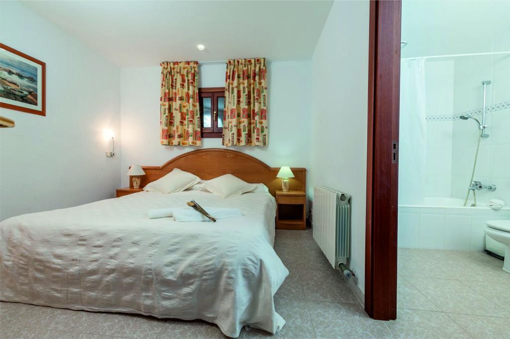 Apartamentos Xaloc Hrc Cala Millor  Pokoj fotografie